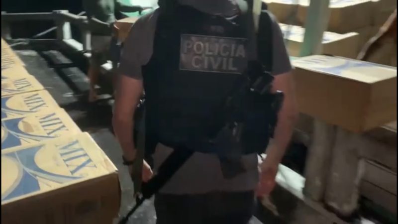 Polícia apreende 5 mil caixas de cigarro contrabandeado em Sergipe – VEJA o VÍDEO