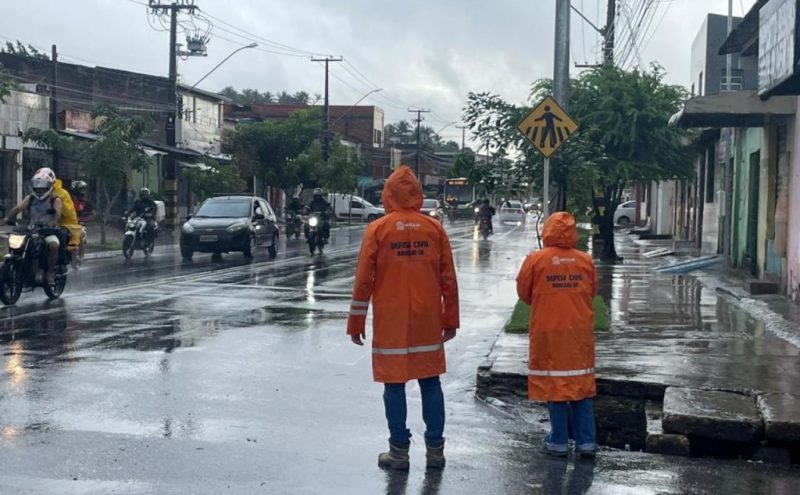 Defesa Civil de Aracaju monitora a chuva na capital
