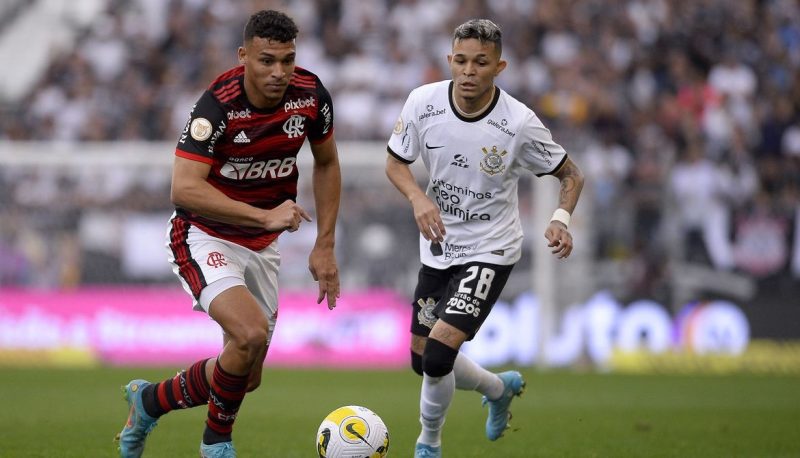 Corinthians x Flamengo abre quartas da Copa Libertadores nesta terça