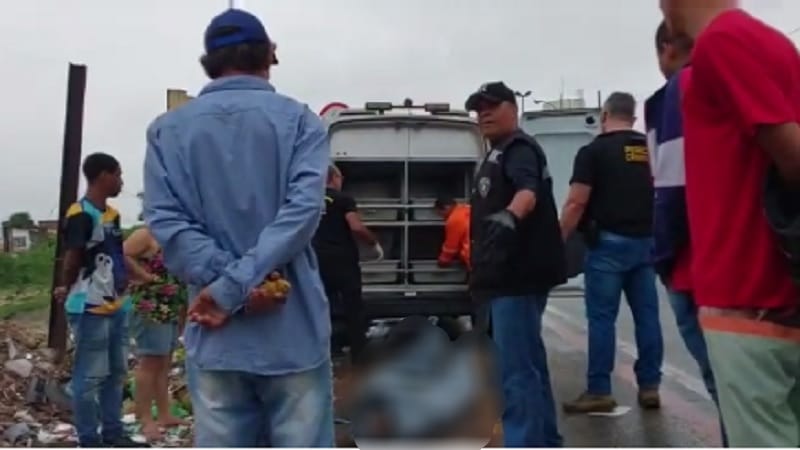 Corpo de homem encontrado na área da Estação Ferroviária é sepultado