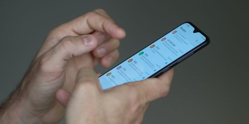 Senado aprova acúmulo de saldo de telefonia não utilizado