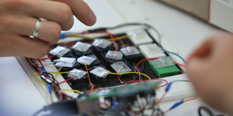 Equipe da PF começa a inspecionar códigos-fonte da urna eletrônica