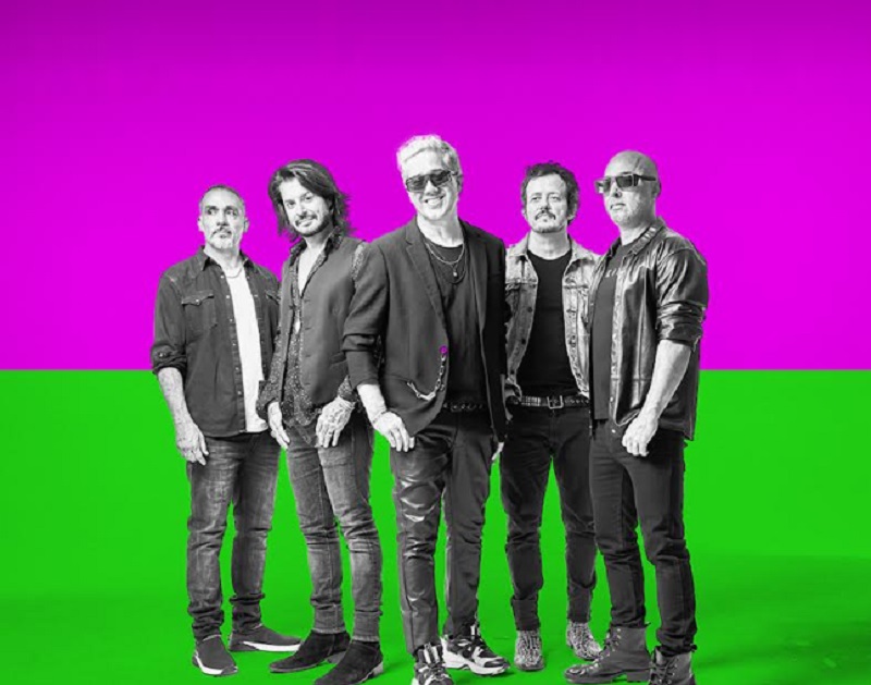 Banda Jota Quest se apresenta em Aracaju no aniversário do Shoppiing Jardins