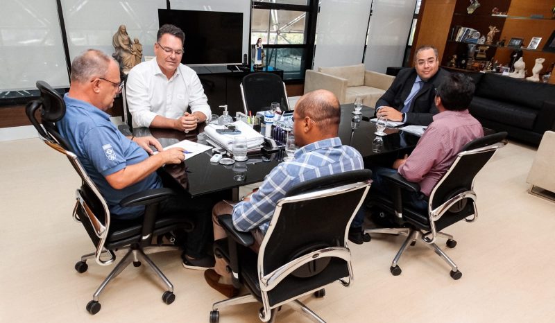 Governador oficializa concurso da Adema com 55 vagas