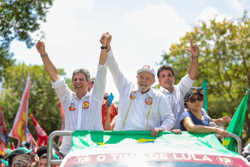 Lula realiza ato em Aracaju e apresentou propostas de mudanças