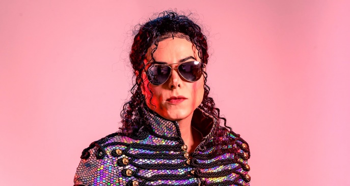 Rodrigo Teaser faz show neste sábado em Aracaju