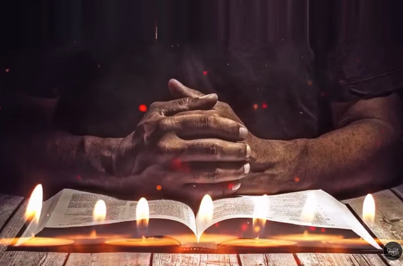 Porque o dia do Senhor dos Exércitos será contra todo o soberbo e altivo, e contra todo o que se exalta, para que seja abatido;