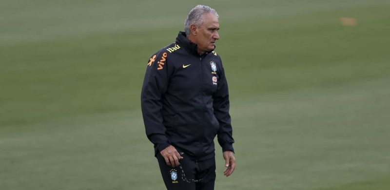 Tite comanda treino sem câmeras e dá pistas da formação do Brasil na Copa