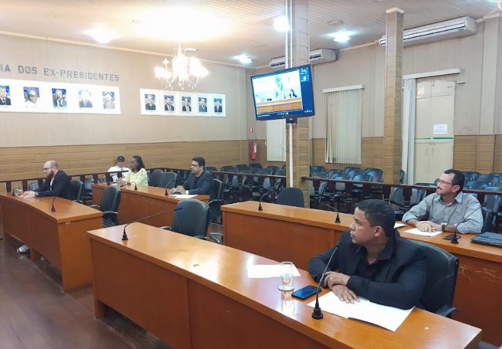 Vereadores de Laranjeiras demonstram preocupação com o aumento de casos de Covid-19 no Brasil