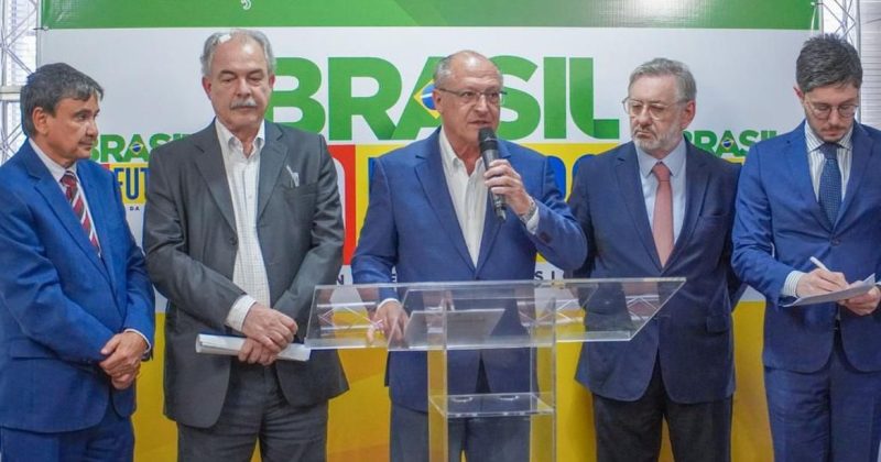 Vice-presidente eleito anuncia mais 61 nomes da equipe de transição