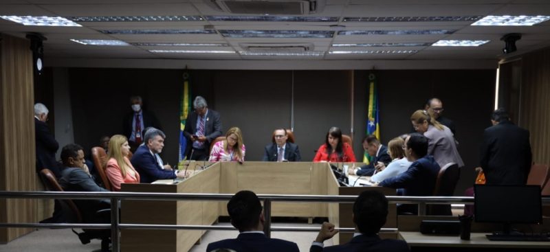 Plenário da Alese aprova mudanças na LDO