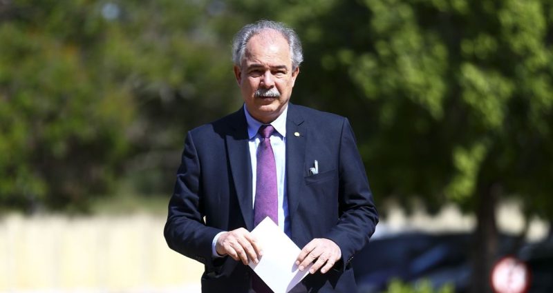 Brasil tem dívida de R$ 5 bi com órgãos internacionais, diz transição