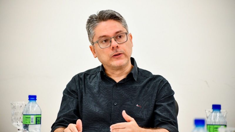 Senador Alessandro solicita auxílio a Sergipe em razão das fortes chuvas