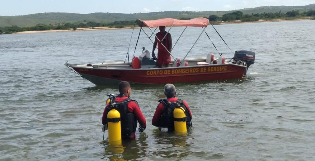 Bombeiros resgata corpo de vítima de afogamento em Canhoba