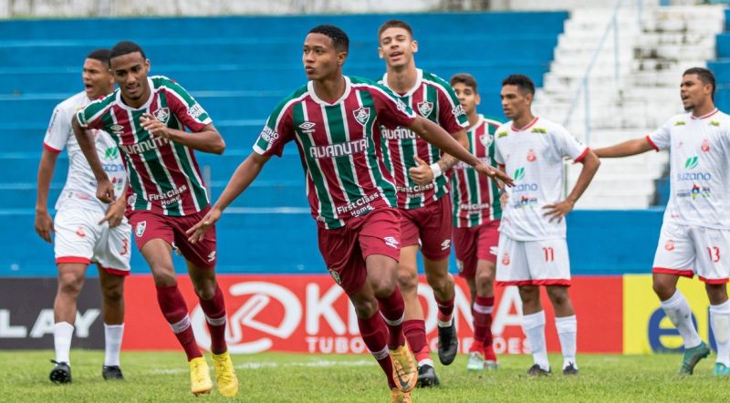 Fluminense goleia e garante classificação antecipada na Copinha
