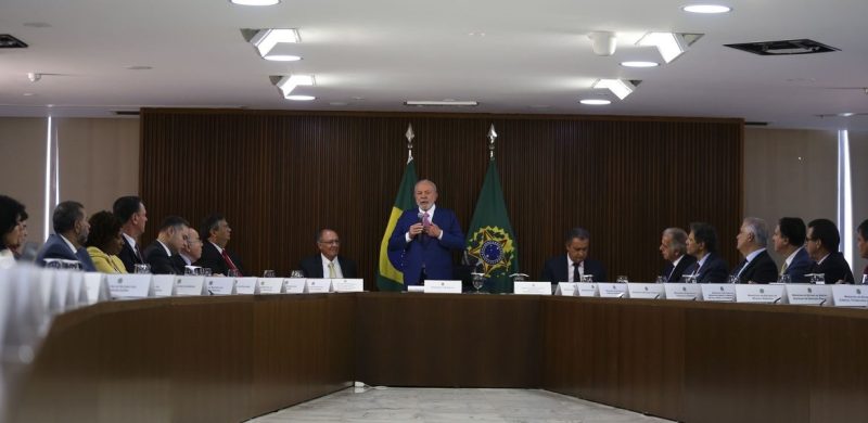 Quem fizer algo errado será convidado a deixar o governo, diz Lula