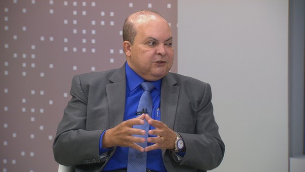 Moraes afasta governador do Distrito Federal por 90 dias