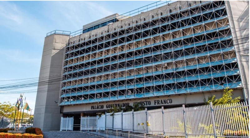 Clubes Sergipanos e Federação de Futebol  assinam renovação de parceria com o Governo do Estado