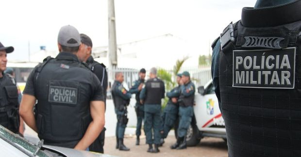 Mulher é presa suspeita de tentar abrir conta com nome falso