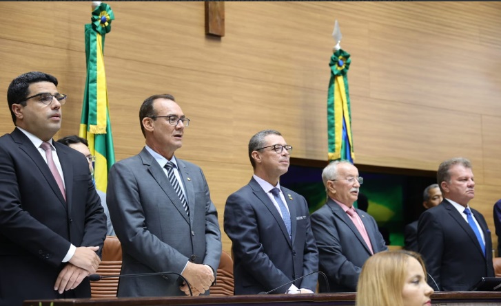Governador Fabio Mitidieri participa de solenidade de posse de deputados estaduais