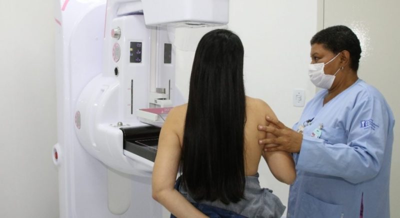 Saúde ressalta a importância da mamografia para o diagnóstico precoce