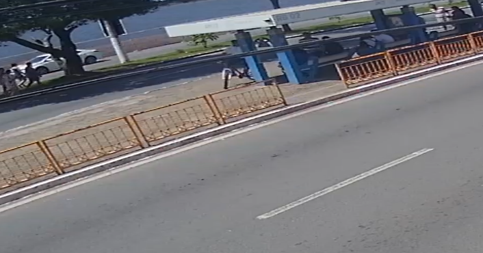 Suspeitos de tentativa de latrocínio em ponto de ônibus de Aracaju são presos