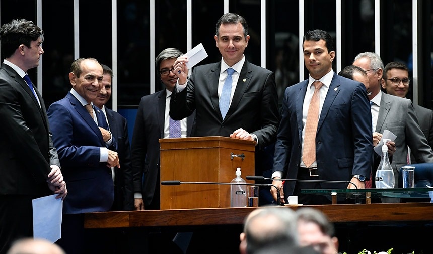Rodrigo Pacheco é reeleito presidente do Senado Federal