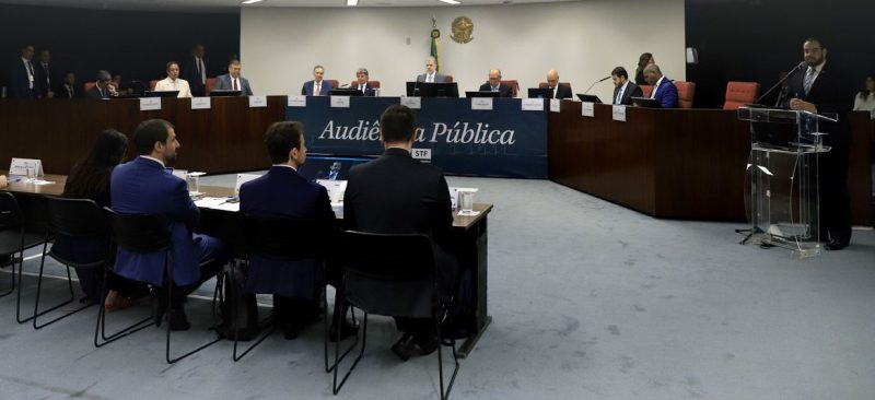 Ministros do STF e governo defendem redes reguladas; empresas rebatem