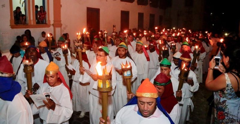Após quatro anos, procissão do Fogaréu volta a ser realizada em São Cristóvão