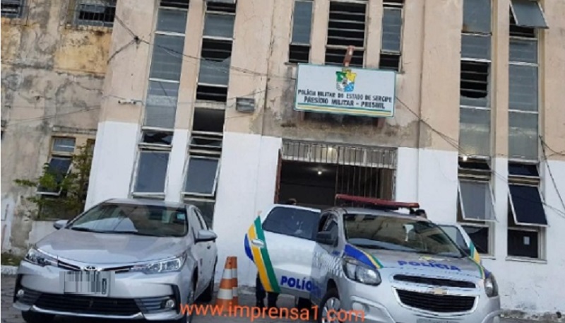 Policiais suspeitos de participarem de assalto em Aracaju, passam pela audiência de custódia