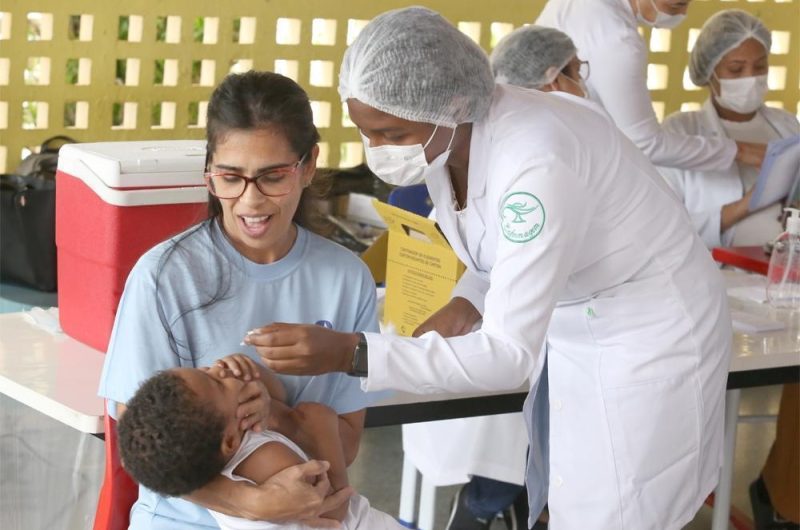 Prefeitura retoma vacinação em escolas municipais de Aracaju
