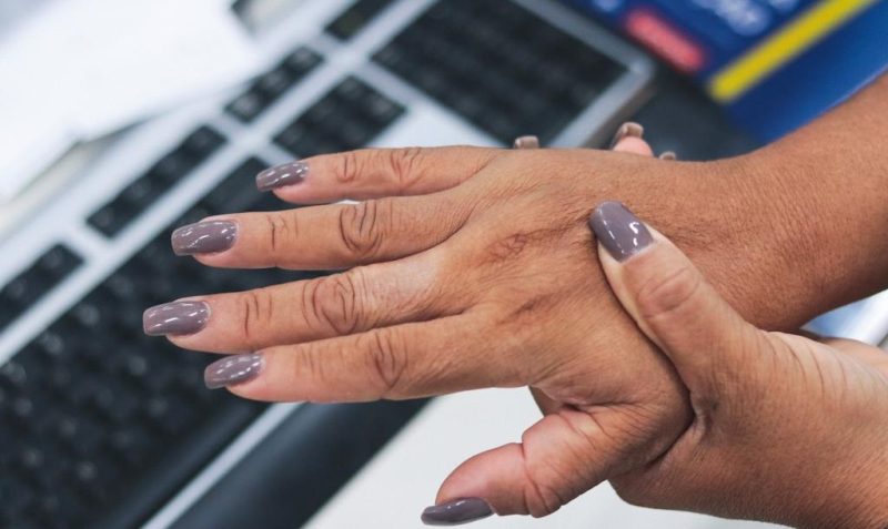 Neurocirurgião do Huse destaca importância da conscientização sobre Parkinson