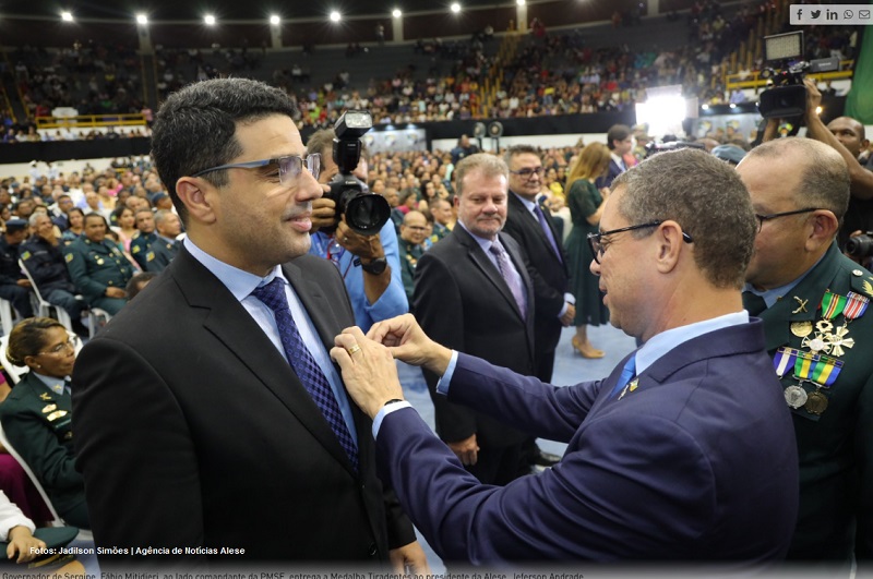 Presidente da ALESE, deputado Jeferson Andrade, é homenageado pela PM de Sergipe