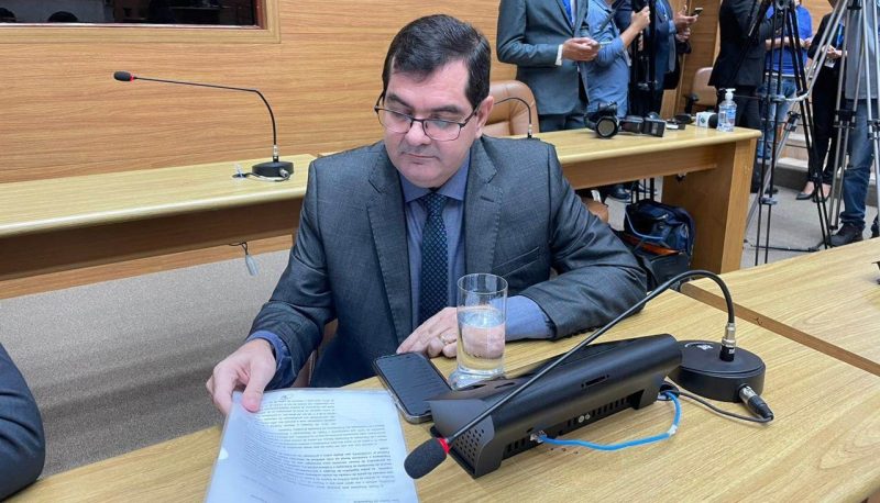 Netinho Guimarães solicita fornecimento de água para povoado de Telha