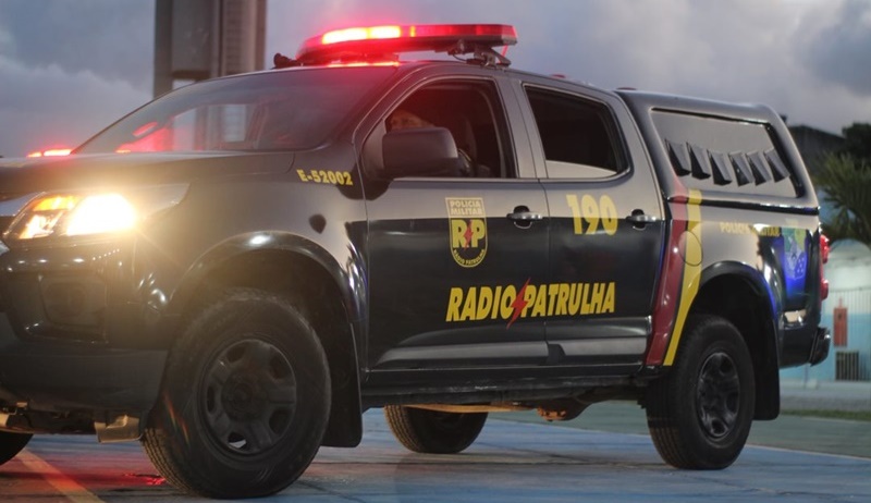 Radiopatrulha prende suspeito com 10kg de maconha em condomínio