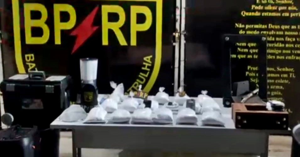 RP prende Trio com 15kg de cocaína na Barra dos Coqueiros