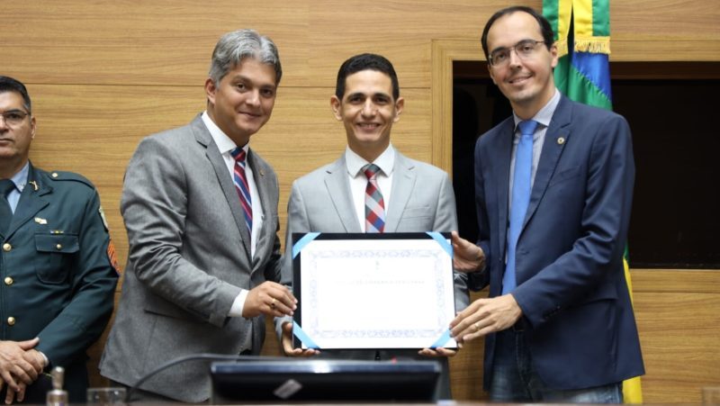 Pastor Reginaldo Carmos Pereira recebe Título de Cidadania Sergipana