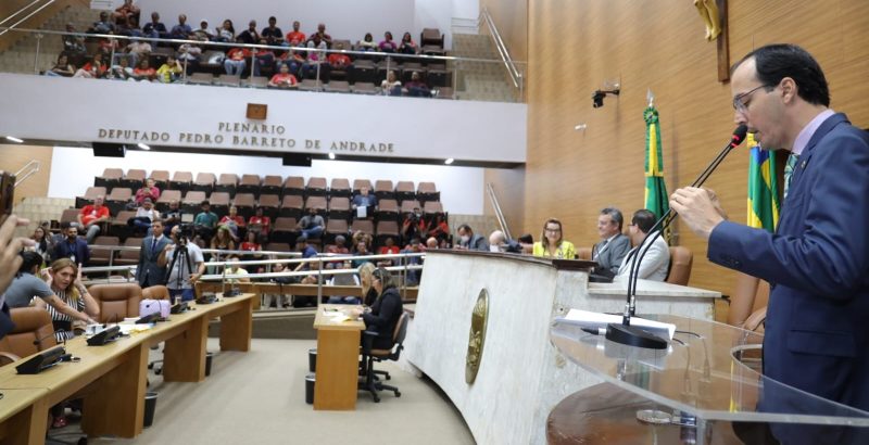 Deputados falam sobre o reajuste salarial dos servidores estaduais