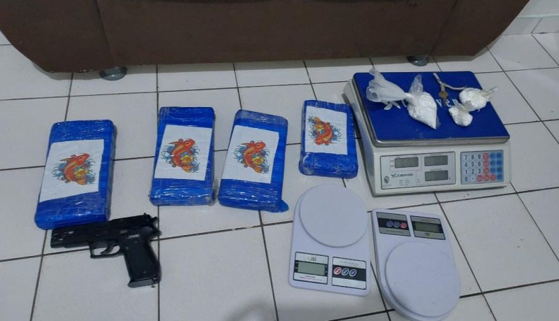 Denarc apreende 14kg de cocaína no bairro São Carlos