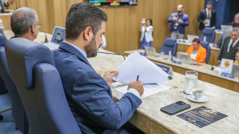 CMA decreta ponto facultativo na próxima sexta, dia 9