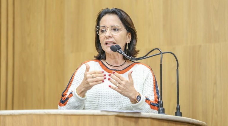 “São quase 16 anos de Edvaldo no poder, e os velhos problemas persistem”, dispara Emília