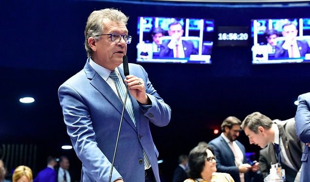 Laércio apoia PEC que acaba com a cobrança de impostos sobre os medicamentos para doenças raras