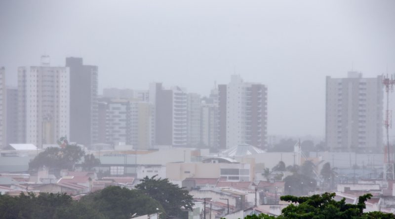 Defesa Civil estadual alerta para chuvas moderadas a partir de hoje
