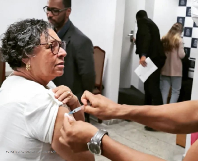 Vereadora de Aracaju “Ângela Melo” permanece internada na UTI  do Primavera