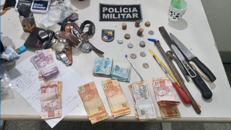 Homem que furtou vários materiais e produtos na zona sul de Aracaju é preso pelo 1º BPM