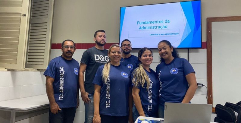 Abertas inscrições para cursos técnicos em Administração e em Redes de Computadores