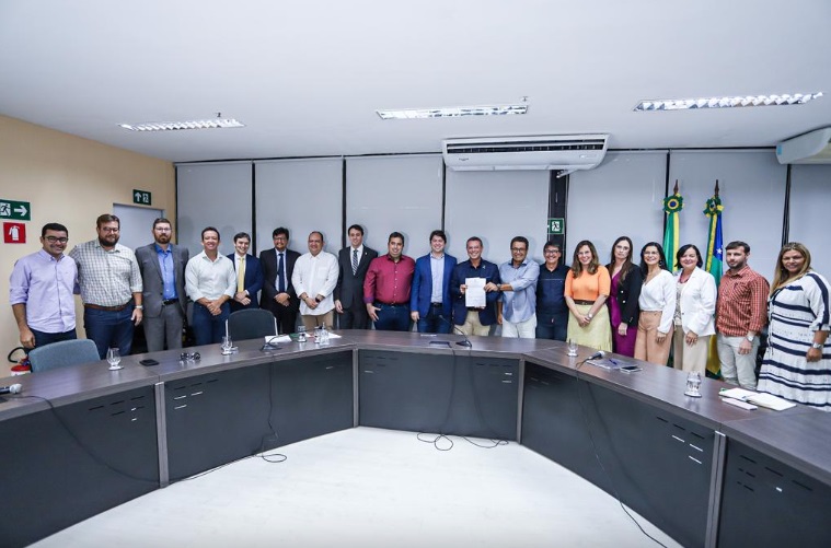 Governo de Sergipe assina edital de estudos para construção da ponte Aracaju/Barra