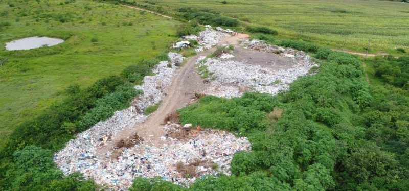 FPI/SE flagra descarte irregular e interdita lixão do município de Graccho Cardoso