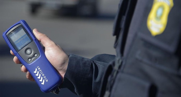 Condutor embriagado é preso pela PRF após se envolver em acidente em Japaratuba/SE