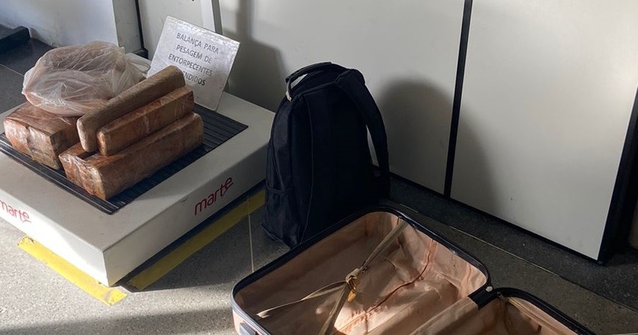 PF apreende 12kg de maconha sendo transportados em ônibus interestadual – VEJA O VÍDEO